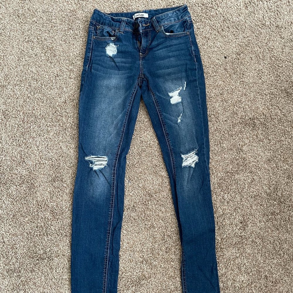 Ripped Skinny Jeans